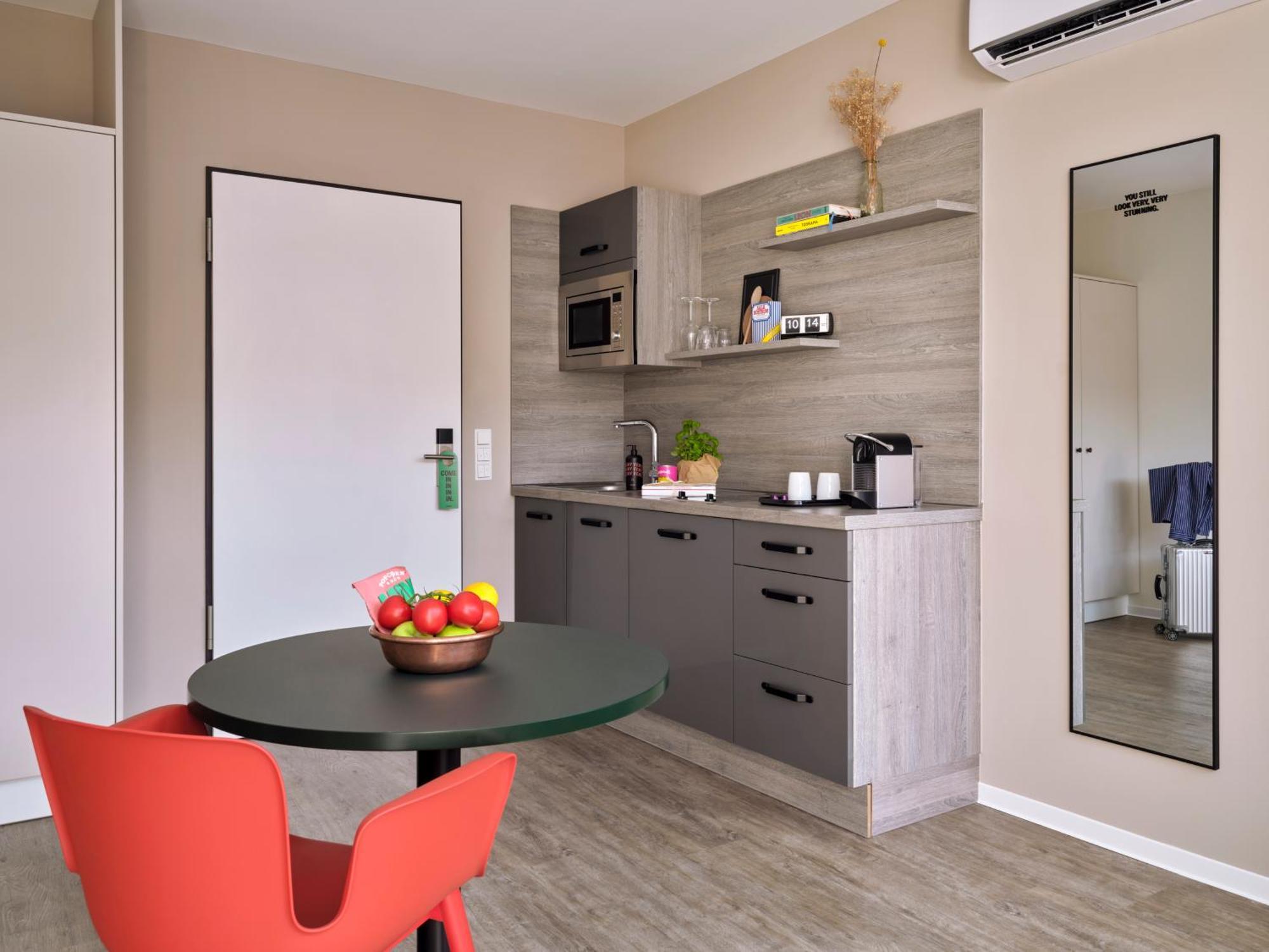 Stayery Cologne Suelz Exteriér fotografie
